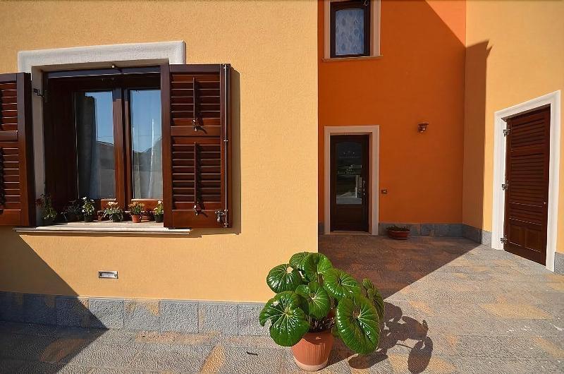 كاستيلوزو Baia Santa Margherita B&B المظهر الخارجي الصورة