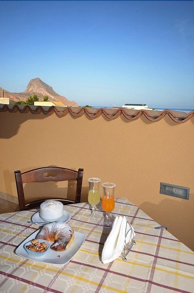 كاستيلوزو Baia Santa Margherita B&B المظهر الخارجي الصورة